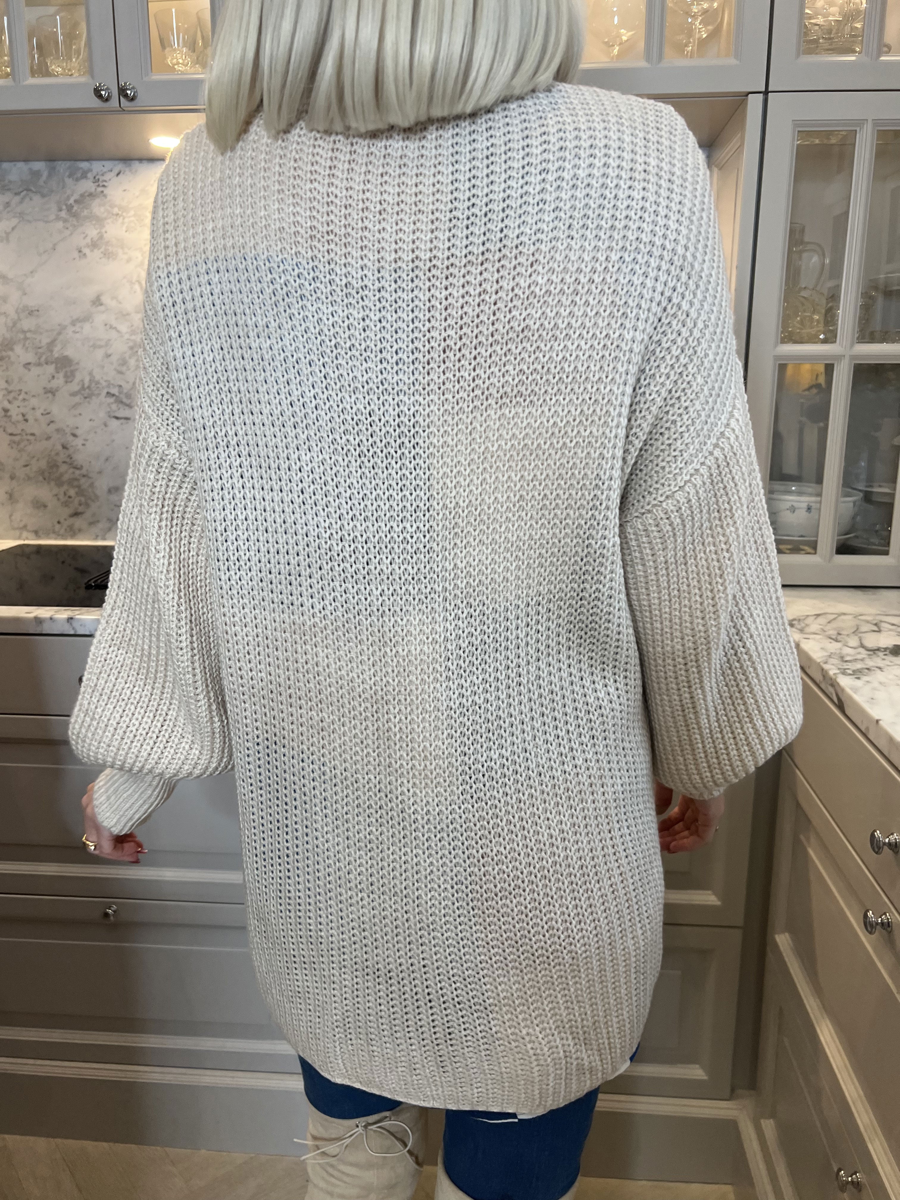 Sally Short - Sød strik cardigan med ballonærmer